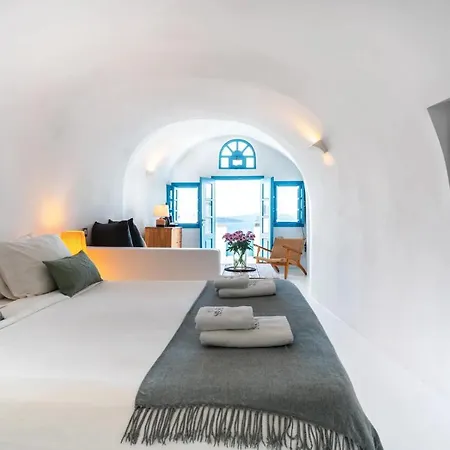 Anemos Caldera أويا