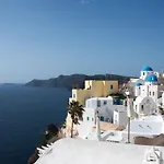 Anemos Caldera Oia